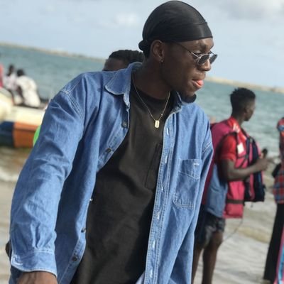 isaacaasileo's profile picture. Making the world my bitch..!😈😼💻 
#tech full_stack_developer