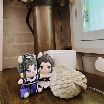 ryuniel's profile picture. Love films and TV series: 镇魂, Favorite band: LUNA SEA Favorite stars: Zhengyunlong & Ayunga 云次方 白宇 龚俊 罗云熙