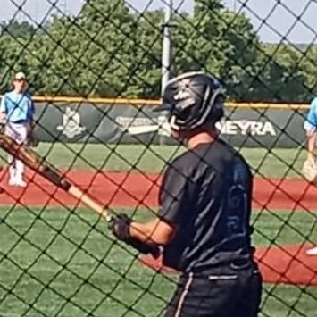 class of 2024 Lhp, outfield, first base. Ahs baseball ⚾️