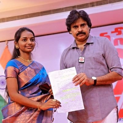 Bharat!🇮🇳 ధర్మో_రక్షతి_రక్షితః🙏🏻 Social Activist, Political Enthusiast, Works at #JanasenaParty women wing,