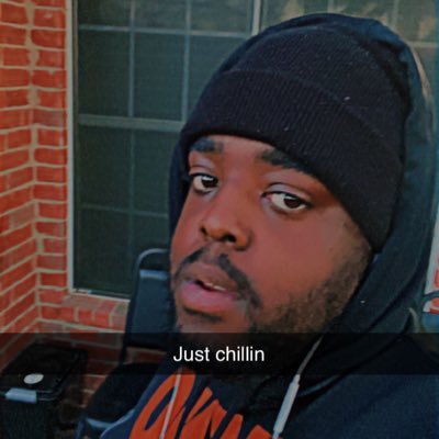 SwaggKingLawson's profile picture. taking it one blunt at a time