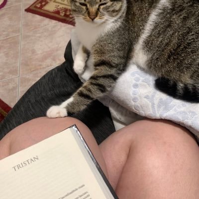 Diana_with_3_As's profile picture. I hate stupidity! dare and fight me if you’re homophobic or ignorant 🤗 HP, 1D, Disney and Tv shows. music 🎵 and friends 👯‍♀️