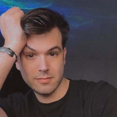 _Brodes's profile picture. Infrastructure Consultant by day, sleeping by night. Kelly Clarkson Stan 24/7. Probably playing Destiny 2 or FFXIV. He/him