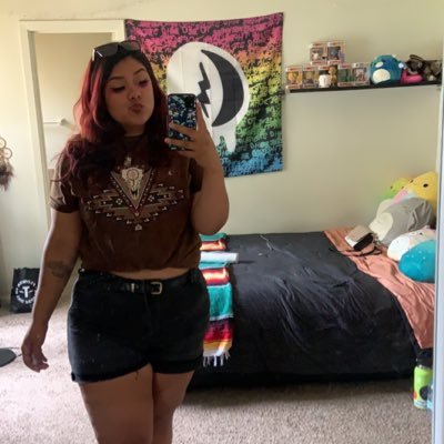 _beachfossils's profile picture. 