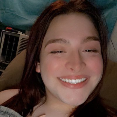 K1ng_P00kie00's profile picture. Fun... Crazy... Love is easy but the queen is busy. Boss bitch!! My parents are right about one thing, I’m beautiful!