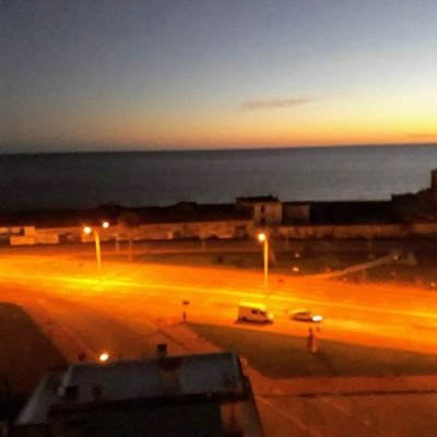 BAlzogaray Madre de 2 hijos adherente vitalicia del Part Nacional, tricolor Que venga el
viento y barra todo el blanco no destiñe