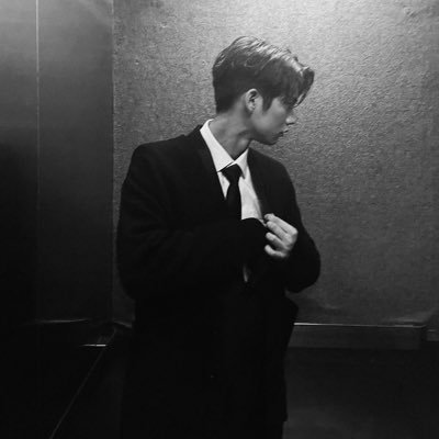 finavibe's profile picture. moonlight🌙