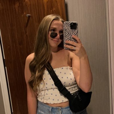 itsmorgan97's profile picture. dreams dont work unless you do