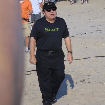 renii_xoxo's profile picture. 𝐻𝑜𝑒𝑠 𝑓𝑎𝑣𝑜𝑟𝑖𝑡𝑒🤍