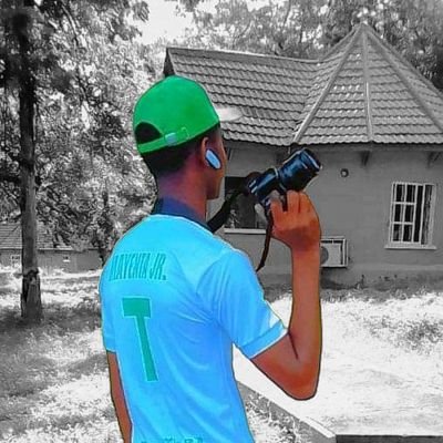 HamzaAd61473872's profile picture. Footballer