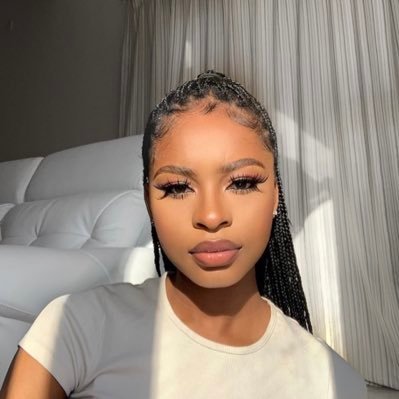 MnindwaNatasha's profile picture. 🇧🇼 🇿🇦