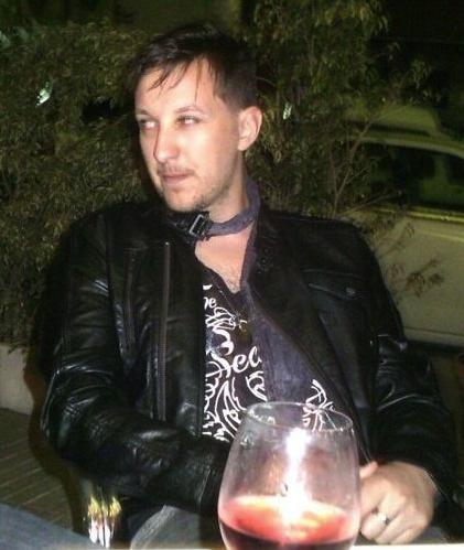 James_J_Atkins's profile picture. Digital marketer, music composer, debater of religion, lover of MMA, says big words followed by stupid ones, BBQ fiend & lowly musician. Work for E.D, we rock.