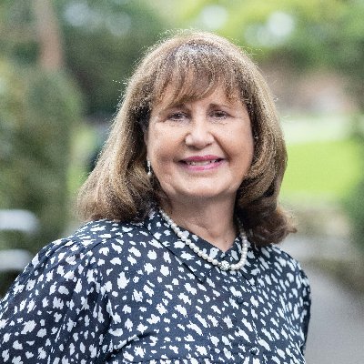 Karen Yager is the Principal at Hills Grammar; a contemporary, independent school, catering to Pre-K to Year 12 on one safe, convenient campus in Kenthurst.
