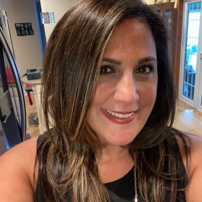 JenMc575's profile picture. 