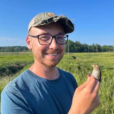 PhD Candidate at @UofNH using #genomic tools to study #adaptation and parallel #evolution in threatened coastal sparrows.

Blue Ridge born, northern VA based.