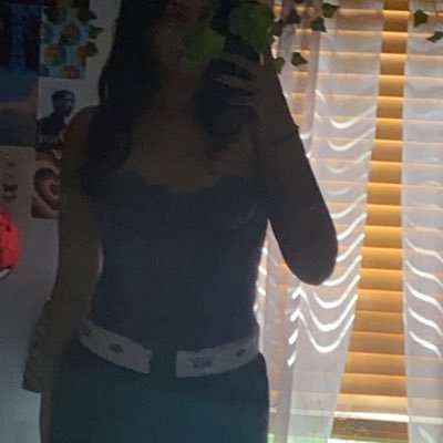 adrianna0333's profile picture. cash app- Adrianna258