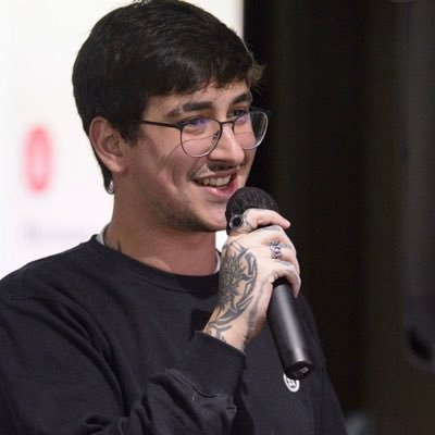 Fullstack Software engineer - I talk mostly about Javascript (React, Node.JS, React Native) Trying to help new developers
