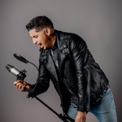 Informático, cantante, cruzado y padre por sobre todo