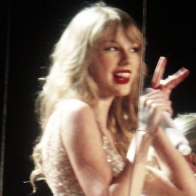 ximehs1_'s profile picture. 