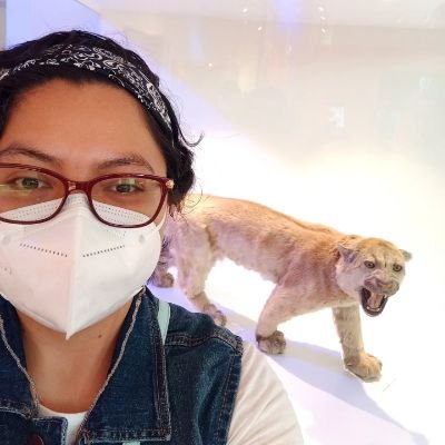 lulugonrom's profile picture. orgullosamente #UNAM😀📚🇲🇽