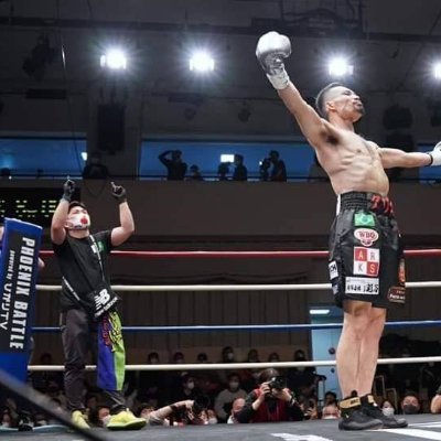 角海老宝石ボクシングジムトレーナー奥村です宜しくお願いします❗❗
個人でパンチの指導もやってますので興味があればDMお待ちしてます🥊🥊