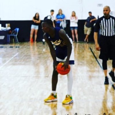 hoops_TSDrayden's profile picture. Height: 6’2 Weight:260 C/O: 2025 Contact: here or through my instagram Pos. SG AAU: @Norcalprep Instagram: @_15reasons HS team: cornerstone Christian school
