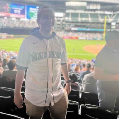 Carsonv252's profile picture. 