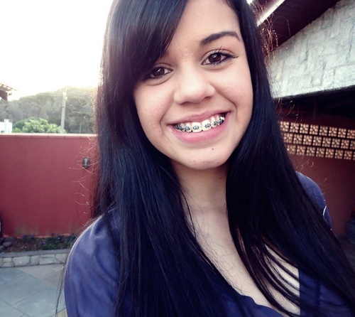 Posso ser leve como uma brisa ou forte como uma ventânia...Você escolhe ! Minha educação vai depender da sua !