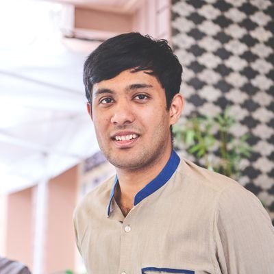 Founder @GlorioTech | Alumnus @GrowthX_Club | Trying to figure out how @Zoho & @Mailchimp grew without raising a penny