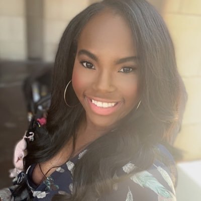 e_lee_see_uh's profile picture. ⚖️ Plaintiffs Personal Injury Attorney, Believer, Wife, Momma,  💃🏾