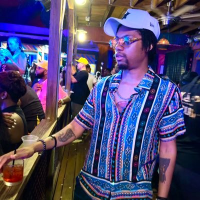 Automatic Supersonic Hypnotic Funky Fresh 🔊🎶Pregame Music Specialist 🔊🎶 #AllBlackLivesMatter 🇬🇭