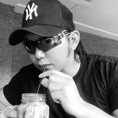 kenshingarreth's profile picture. Glorious Ruins | Fitness Journey | 🖤🔥⚡️🇯🇵