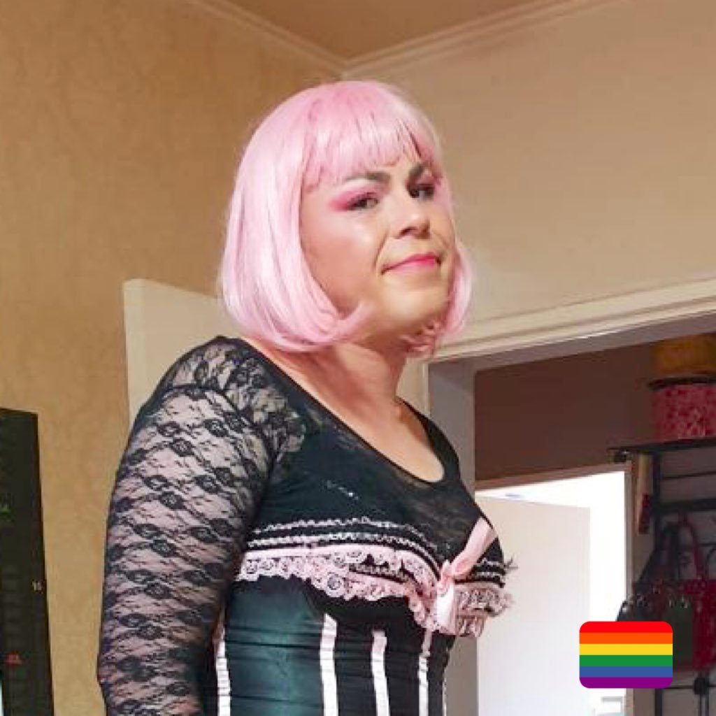 SissyMaryLou's profile picture. 🔞Von Natur aus sehr devot und die unendliche Sehnsucht nach einer ernsten längerfristigien Beziehung zu einer Herrin oder einem dominantem Paar. 🔞‼️‼️