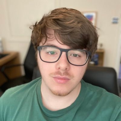 Queer 🏳️‍🌈 
Web developer @lancasteruni 💻 
Creator of https://t.co/psqjROZkJz  🏳️‍🌈 
Creator of @inlustristarot 🔮