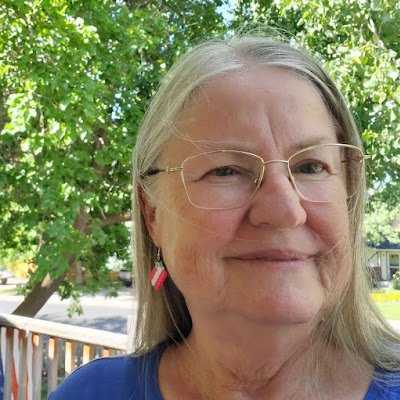 RoseGra10643115's profile picture. 