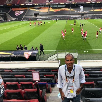 Periodista digital en @DiarioSevilla
En @LaUnionPorvenir
El fútbol es la más importante de las cosas menos importantes