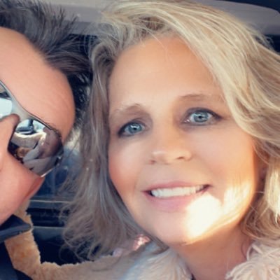 ChrisHawk94's profile picture. My Super Power…ℹ️ 🐝🍃