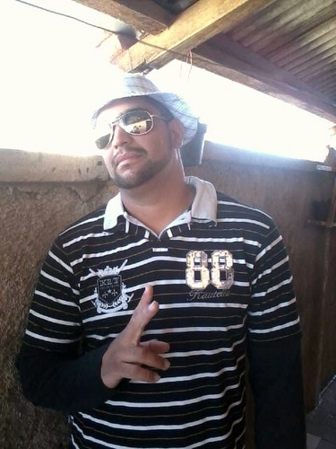 eu sou lutador de mma       sou fá do minotalro e anderson silva