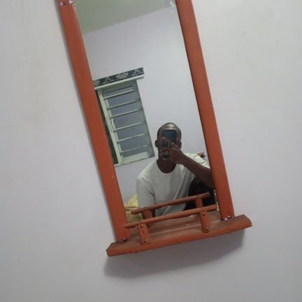 uncoolbanty's profile picture. fell off