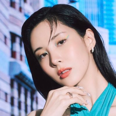 New account for the K-pop girlies ✨✨✨✨✨✨ Gif maker extraordinaire. good vibes only I swear to god.