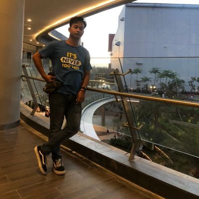 Acara TV Media Sosial Teknologi Ekonomi & Bisnis Olahraga Klub Politik & Pemerintahan Hiburan Pemerintahan Komedi Musik Film Acara TV Selebriti Kuliner Hobi