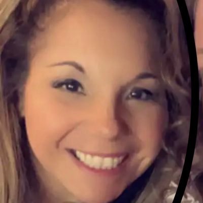 Juanita52064098's profile picture. 