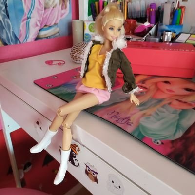 KimEve123's profile picture. Vegetarisch ❤️ Katzen 😍 Bücher ♥️