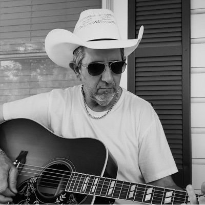 Texas Musician / Singer / Songwriter

Booking: triggerfingerentainment@yahoo.com
info@jdcobb.net