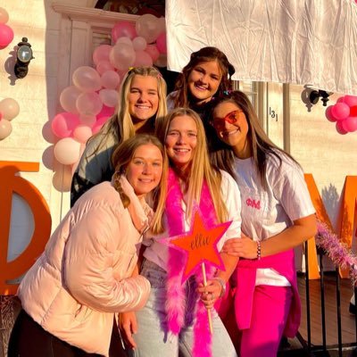 annarobbiewilco's profile picture. 