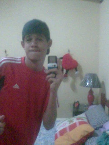 As vezes é preciso passar por coisas que nos magoam, para que coisas boas possam acontecer.é hora de se entregar o amor não espera só deixa o tempo passar ♫