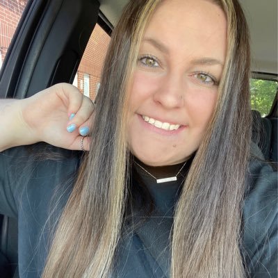 briannallowery's profile picture. 