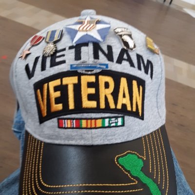 U.S. Army, 68-70. Combat Veteran, Vietnam 3rd, 506th, 101st 🦅Airborne Airmobile. Husband 55 years, father 45 years, moderate conservative and Trump supporter.