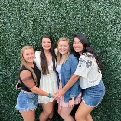 jaceydowdy's profile picture. whatever you do sis keep it cute sis