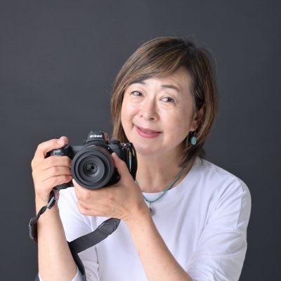 写真家、飯田裕子です。 旅・衣・食・住・デザイン・人・心... 。そしてメディカルハーブ🌿オセニア的生き方に共感し、 現在は房総半島在住。